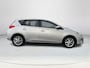 Toyota Auris 1.6 Aspiration | Licht metalen velgen | Cruise control | Bluetooth | Parkeercamera achter |