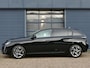 Peugeot 308 1.2 Hybrid 145 e-DCS6 Allure | Adaptive Cruise Control | Camera | Stoelverwarming | Verwarmd stuurwiel | Afneembare trekhaak | Keyless Entry & Start