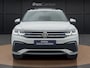 Volkswagen Tiguan 1.5 TSI R-Line Business+ | NIEUW BINNEN | Pano dak | Trekhaak | Navigatie | IQ-Light | Elek. Achterklep |