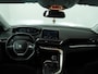 Peugeot 5008 1.2 PureTech Blue Lease Executive - 7-Zitter - Navigatie - Climate Control - Lichtmetalen velgen