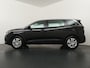 Peugeot 5008 1.2 PureTech Blue Lease Executive - 7-Zitter - Navigatie - Climate Control - Lichtmetalen velgen