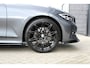 BMW 3-Serie 320i Executive Edition | NAP! | MAXTON | CARPLAY | ELEK.TREKHAAK | SFEER |