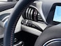 BYD Atto 3 60kWh Design SOH 98% Pano-dak Leer+Elektr.Verst. Warmtepomp Adaptieve Cruise 360°Camera Apple Carplay Android Auto Elektr.Achterklep Design Verkeersbord detectie WiFi DAB Led Rijstrooksensor Keyless Smartphone Entry Fabrieksgarantie tot 20-12-2028/150.000km Garantie op de LFP Accu tot 12-12-2030/200.000km €44.000,- Nieuw!