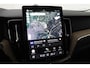 Volvo XC60 T8 Plug-in hybrid Ultra Dark | FACELIFT | MY2026! | Luchtvering | Bowers&Wilkins | 22 Inch | Massage