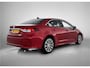 Toyota Corolla 1.8 Hybrid Dynamic | Stoelverwarming | Lichtmetalen wielen | Navigatie |  achteruitrijcamera |