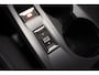Peugeot e-2008 EV Allure 50 kWh [ Panoramadak Navi Camera ]