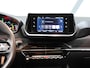 Peugeot e-2008 EV Blue Lease Active 50 kWh 136PK | AUTOMAAT | AppleCarPlay/AndroidAuto | Armsteun | Climate Control | Cruise Control | Camera | FULL LED | Navigatie | Parkeersensoren | Isofix |