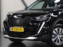 Peugeot e-2008 EV Blue Lease Active 50 kWh 136PK | AUTOMAAT | AppleCarPlay/AndroidAuto | Armsteun | Climate Control | Cruise Control | Camera | FULL LED | Navigatie | Parkeersensoren | Isofix |