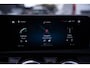 Mercedes-Benz A-klasse 180 Business Solution AMG NAP 1e eigen. led-verlichting v+a navi PDC v=a ambiente verlichting camera private-glas trekhaak wegklapbaar schakelflippers 18"LMV