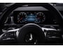 Mercedes-Benz A-klasse 180 Business Solution AMG NAP 1e eigen. led-verlichting v+a navi PDC v=a ambiente verlichting camera private-glas trekhaak wegklapbaar schakelflippers 18"LMV