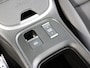 Jeep Avenger Altitude 54 kWh 156PK | 1ste eigenaar | ACCURAPPORT  | AppleCarPlay/AndroidAuto | Climate Control | Adaptive Cruise Control | Camera | FULL LED | Navigatie | LMV | Parkeersensoren | Isofix |