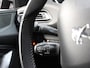 Peugeot 308 SW 1.2 130PK Blue Lease Allure | AppleCarPlay/AndroidAuto | 16"LMV | Navigatie | Cruise Control | Climate Control | Camera | Armsteun | Keyless | Privacy Glass | Isofix |