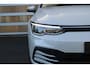 Volkswagen Golf 1.5 TSI 110pk Life | Apple Carplay/Android Auto | Adaptieve Cruise | Parkeersensoren Voor + Achter