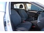 Volkswagen Golf 1.5 TSI 110pk Life | Apple Carplay/Android Auto | Adaptieve Cruise | Parkeersensoren Voor + Achter
