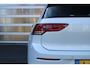 Volkswagen Golf 1.5 TSI 110pk Life | Apple Carplay/Android Auto | Adaptieve Cruise | Parkeersensoren Voor + Achter