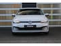Volkswagen Golf 1.5 TSI 110pk Life | Apple Carplay/Android Auto | Adaptieve Cruise | Parkeersensoren Voor + Achter