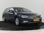 Volkswagen Passat 1.5 TSI Business | Stoelverwarming | Carplay | Trekhaak | Camera | Virtual Cockpit | Navigatie | Smartphone Entry | Adaptive cruise | Full LED