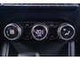 Renault Captur 1.3 TCe 140 pk Intens Automaat Navi, Camera Dak Zwart, Chrome Dakrails, 18" LMV, PDC V+A