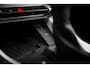 Audi Q3 45 TFSI e Business Edition Panoramadak | Zwenkbare trekhaak | Apple Carplay/Android Auto|telefoonintegratie premium | Connected services | Cruise control