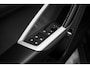 Audi Q3 45 TFSI e Business Edition Panoramadak | Zwenkbare trekhaak | Apple Carplay/Android Auto|telefoonintegratie premium | Connected services | Cruise control