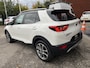Kia Stonic 1.0 T-GDi ExecutiveLine // LED // KEYLESS // DODEHOEK // CAMERA+SENSOREN // NAVI+CARPLAY // STUUR+STOELVERWARMING //