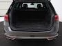 Volkswagen Passat 1.5 TSI Elegance Business R | Leder/Alcantara | Stoelverwarming | Trekhaak | Adaptive cruise | Matrix LED | Keyless | Carplay | Navigatie | Virtual Cockpit | Parkeerhulp | R Line