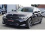 BMW 3-Serie 330e xDrive M-pakket | BMW LED | Adaptieve Cruise | Camera | Harman/Kardon | Carbon | Driving Assistant | Active Guard