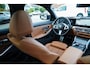 BMW 3-Serie 330e xDrive M-pakket | BMW LED | Adaptieve Cruise | Camera | Harman/Kardon | Carbon | Driving Assistant | Active Guard