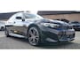 BMW 3-Serie 330e xDrive M-pakket | BMW LED | Adaptieve Cruise | Camera | Harman/Kardon | Carbon | Driving Assistant | Active Guard