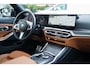 BMW 3-Serie 330e xDrive M-pakket | BMW LED | Adaptieve Cruise | Camera | Harman/Kardon | Carbon | Driving Assistant | Active Guard