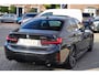 BMW 3-Serie 330e xDrive M-pakket | BMW LED | Adaptieve Cruise | Camera | Harman/Kardon | Carbon | Driving Assistant | Active Guard