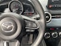 Mazda 2 1.5 Skyactiv-G Signature / NL-Auto / Adaptieve Cruise-Control met Stop & Go / Climate-Control / Head-Up-Display / Stoelverwarming / Stuurverwarming / Dodehoek-Detectie / Apple-Carplay & Android-Auto / Keyless / LED / DAB Radio-Bluetooth / Navi / 360°-Camera / 16'' LMV / All-Season / ENZ.