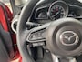 Mazda 2 1.5 Skyactiv-G Signature / NL-Auto / Adaptieve Cruise-Control met Stop & Go / Climate-Control / Head-Up-Display / Stoelverwarming / Stuurverwarming / Dodehoek-Detectie / Apple-Carplay & Android-Auto / Keyless / LED / DAB Radio-Bluetooth / Navi / 360°-Camera / 16'' LMV / All-Season / ENZ.