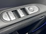 Hyundai Ioniq 5 Lounge AWD 73kWh 306pk Automaat / Dealer onderhouden / SoH accu 100% / Range 430km / 1.600 kg afneembare trekhaak / Elektrische stoelen en klep / Stoelventilatie / Stuur-, stoel- en achterbankverwarming /