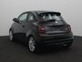 Fiat 500e 42 kWh | 17'' Lichtmetalen velgen + Allseason banden |  Uniek Leren Interieur! | Apple Carplay/ Android Auto |