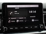 Kia Stonic 1.0 T-GDi 120pk DCT Prestige | Navigatie | Apple Carplay/Android Auto | Parkeersensor achter | Camera | Adaptive Cruise Control | Stoel-en stuurverwarming | Getinte ramen | Climatronic