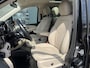 Mercedes-Benz V-klasse V 300d 4-Matic Lang Avantgarde Edition | Captains seats