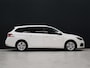 Peugeot 308 SW 1.2 PureTech Blue Lease Executive [PANORAMADAK, TREKHAAK, APPLE CARPLAY, ANDROID, PDC V+A, 6-BAK, CRUISE, LANE ASSIST, NIEUWSTAAT]