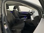 Volkswagen Golf 1.5 TSI Life Business Alcantara Sfeerverlichting Navigatie DAB+