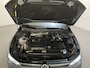 Volkswagen Golf 1.5 TSI Life Business Alcantara Sfeerverlichting Navigatie DAB+