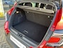 Renault Captur 1.6 E-Tech Full Hybrid 145 Techno | Stoel+Stuurverwarming | Climate Control | Draadloze Telefoonlader | Camera + Sensoren | Two-Tone | Apple CarPlay/Android Auto