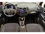 Renault Captur 1.2 TCe Dynamique Automaat | Climate control | Navigatie | Parkeersensoren | Zwart dak | Extra getint glas | Hoge instap | Lichtmetalen velgen