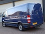 Mercedes-Benz Sprinter 319 3.0 CDI Automaat L2H1 - Trekhaak - Airco - Cruise - APK 5-2026