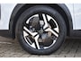 Peugeot 2008 1.2 Hybrid 136 Allure Automaat | Navigatie by App | Full-LED | Parkeersensoren | Cruise Control | Dakrails | Half-Leder | !!