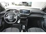 Peugeot 2008 1.2 Hybrid 136 Allure Automaat | Navigatie by App | Full-LED | Parkeersensoren | Cruise Control | Dakrails | Half-Leder | !!