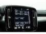 Volvo XC40 1.5 T4 Plug-in hybrid Core Bright | Facelift | Elek. Trekhaak | Camera | Stoel + stuurverw. | Elek. Stoelen |