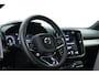 Volvo XC40 1.5 T4 Plug-in hybrid Core Bright | Facelift | Elek. Trekhaak | Camera | Stoel + stuurverw. | Elek. Stoelen |