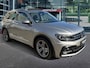 Volkswagen Tiguan 2.0 TDI DSG R-LINE PANO-DAK/CAMERA/TREKHAAK/NAVI/CARPLAY/ACC/E-KLEP