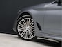 BMW 5-Serie Touring 530i High Executive M-Sport [TREKHAAK INKLAPBAAR, SCHUIFKANTELDAK, MEMORY SEATS, HARMAN/KARDON, APPLE CARPLAY, ADAPTIVE LED, 360 CAMERA, HEAD-UP, ADAPTIVE CRUISE, VOL LEDER, STOELVERWARMING, CLIMATE, NIEUWSTAAT]