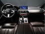 BMW 5-Serie Touring 530i High Executive M-Sport [TREKHAAK INKLAPBAAR, SCHUIFKANTELDAK, MEMORY SEATS, HARMAN/KARDON, APPLE CARPLAY, ADAPTIVE LED, 360 CAMERA, HEAD-UP, ADAPTIVE CRUISE, VOL LEDER, STOELVERWARMING, CLIMATE, NIEUWSTAAT]